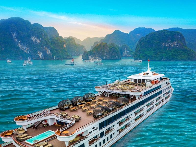 Hanoi – Halong – Ho Chi Minh City – Phu Quoc