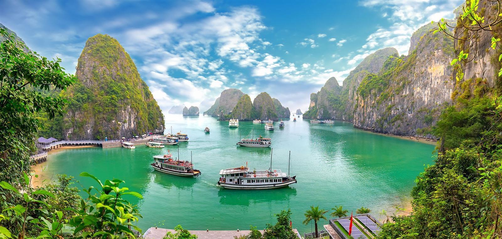 Vietnam Family Discovery – Hanoi – Ninh Binh – Halong Bay